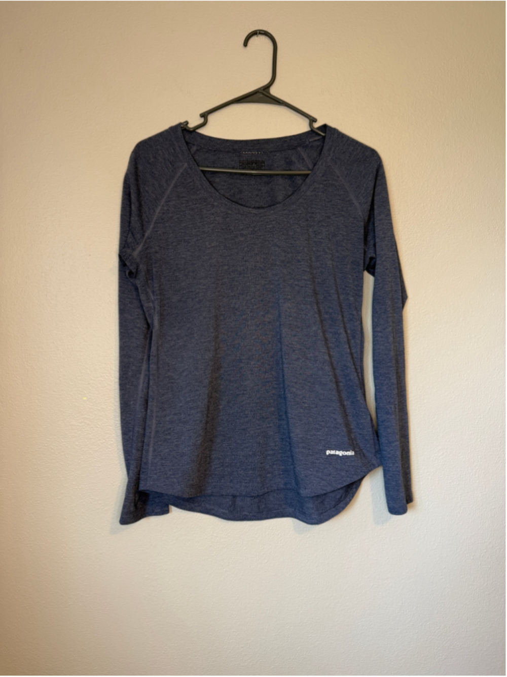 Patagonia Nine Trails Blue Long Sleeve Performance Top M